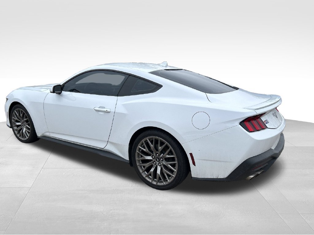 Used 2024 Ford Mustang Premium RWD image 3