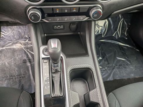 Used 2023 Nissan Sentra SV image 18
