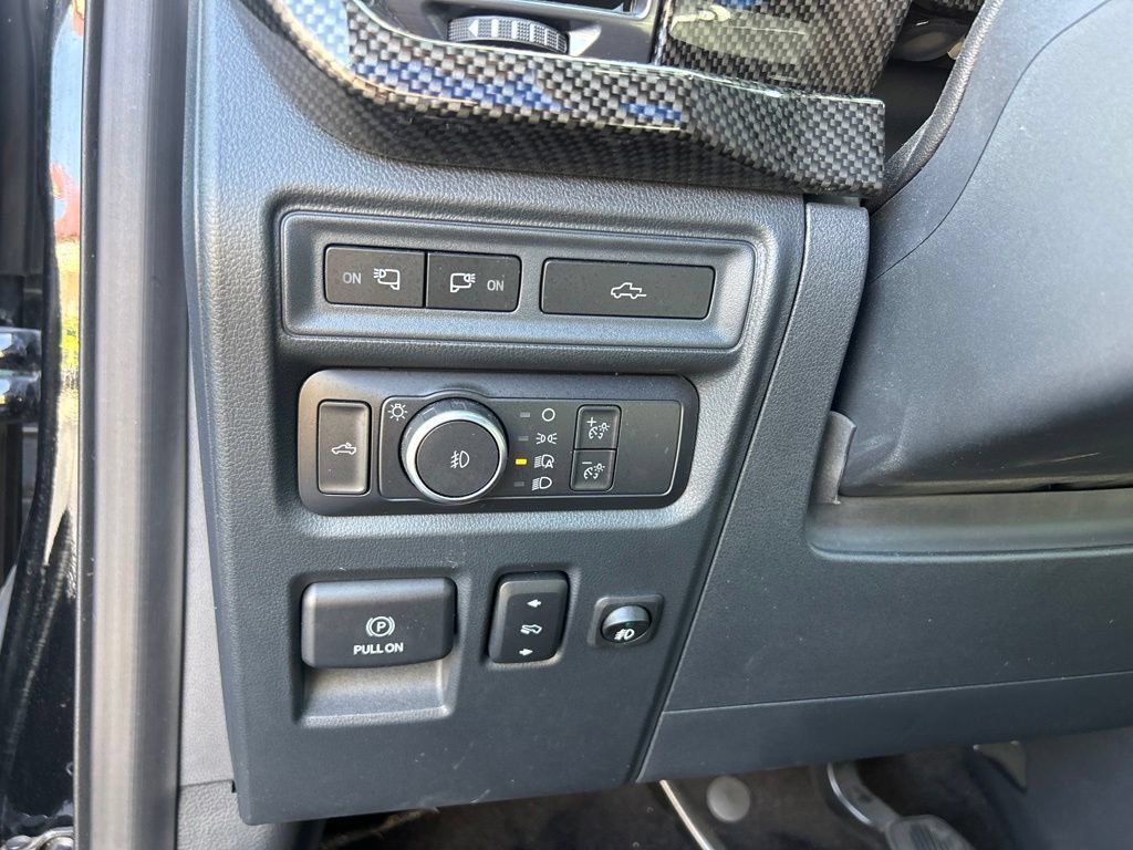 Used 2021 Ford F150 Lariat w/ Equipment Group 502A High AWD/4WD image 21