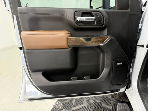 Used 2022 Chevrolet Silverado 3500 High Country w/ Z71 Off-Road Package image 14