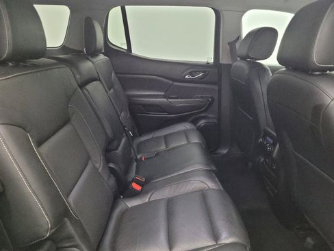 Used 2017 GMC Acadia SLT FWD image 19