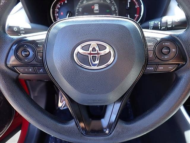 Certified 2025 Toyota RAV4 XLE w/ Convenience Package FWD image 17