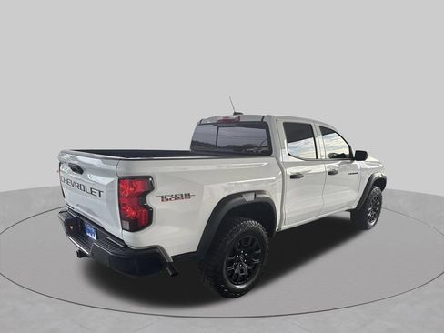 Used 2025 Chevrolet Colorado Trail Boss AWD/4WD image 6