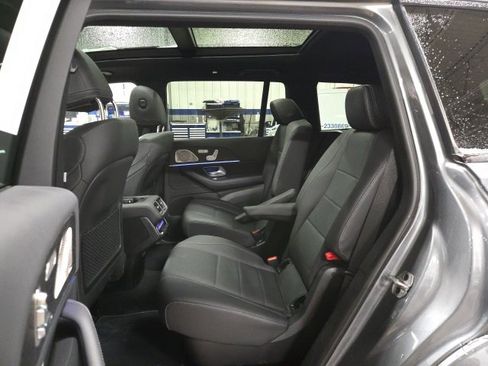 Certified 2025 Mercedes-Benz GLS 450 GLS 450 image 7