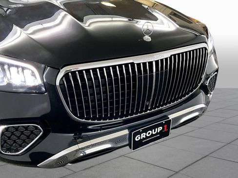 Used 2025 Mercedes-Benz Maybach GLS 600 4MATIC image 30