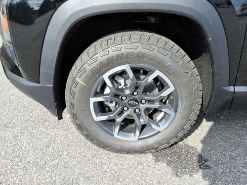 New 2026 Chevrolet Equinox ACTIV w/ Safety and Technology Package FWD image 10