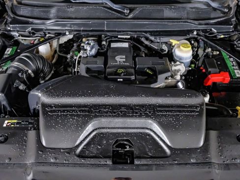 Used 2022 RAM 3500 Laramie image 51