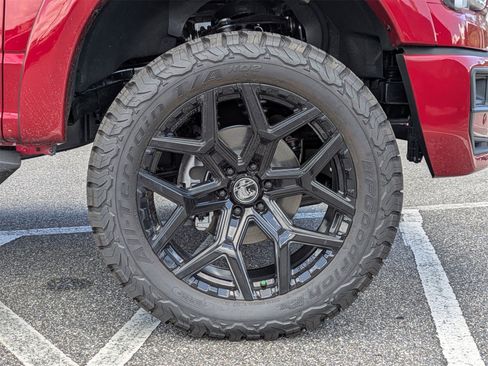 New 2025 Ford F150 Lariat w/ Equipment Group 502A High image 11