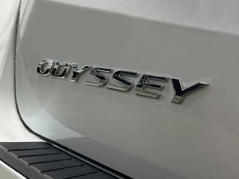 New 2026 Honda Odyssey Touring image 10