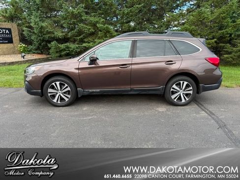 Used 2019 Subaru Outback 2.5i Limited AWD/4WD image 1