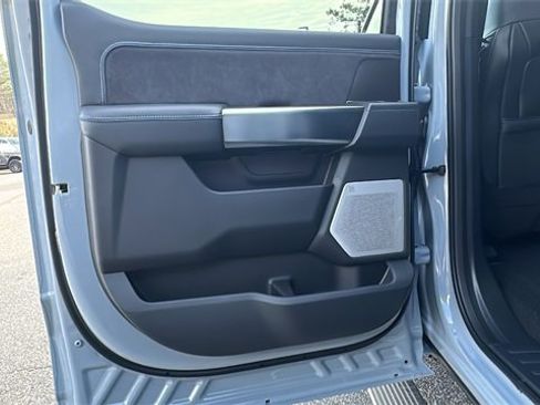 New 2026 Ford F450 Platinum w/ FX4 Off-Road Package image 20