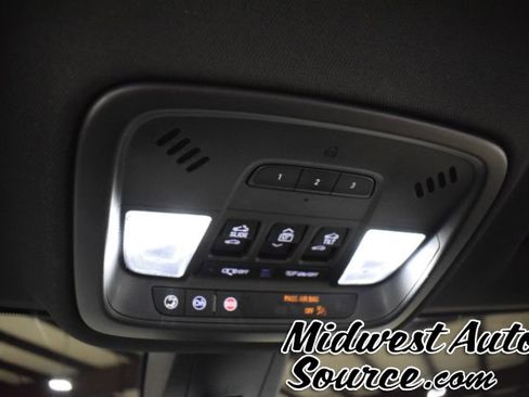 Used 2023 Chevrolet Traverse Premier w/ Redline Edition image 18