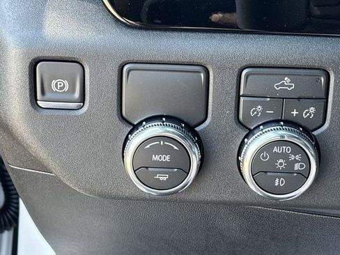 New 2026 GMC Sierra 1500 Elevation RWD image 18