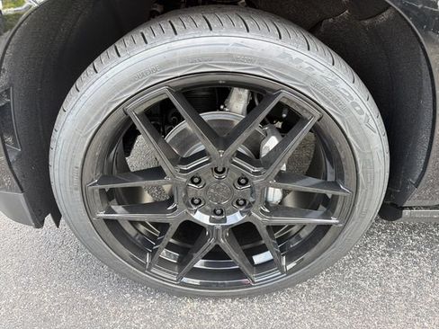 New 2026 Chevrolet Tahoe High Country AWD/4WD image 15