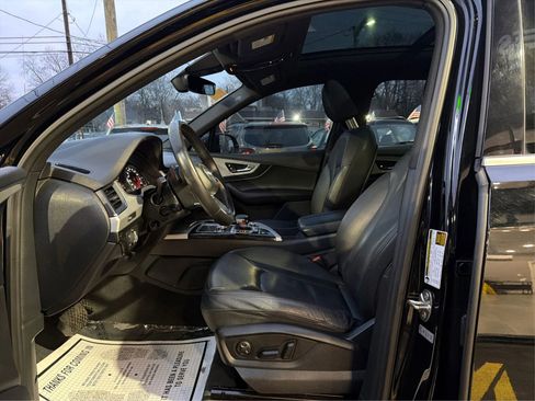 Used 2019 Audi Q7 2.0T Premium w/ Cold Weather Package image 9