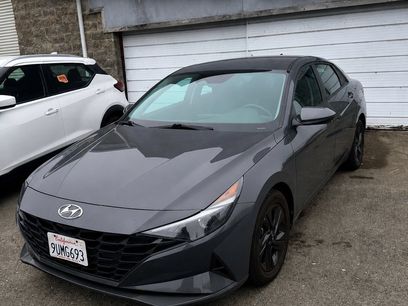 Used 2023 Hyundai Elantra SEL
