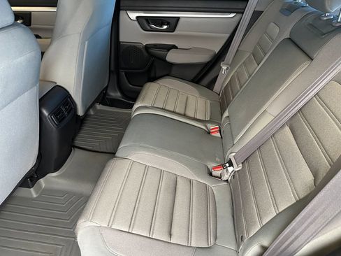 Used 2017 Honda CR-V LX image 19