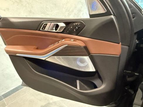 Certified 2024 BMW X7 M60i w/ Executive Package image 24