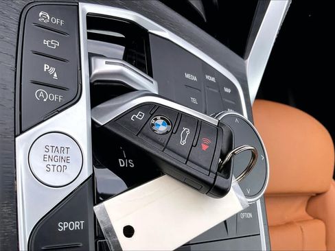Used 2024 BMW 430i xDrive Coupe w/ M Sport Package AWD/4WD image 14