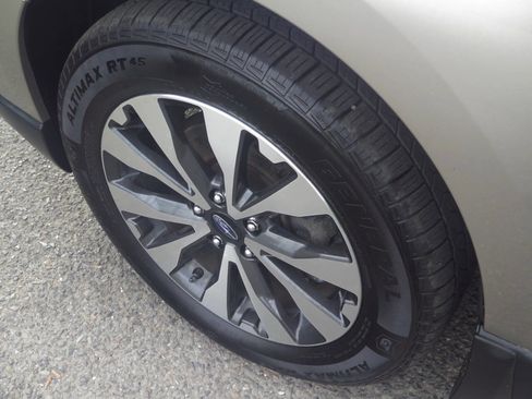 Used 2015 Subaru Outback 2.5i Limited AWD/4WD image 38