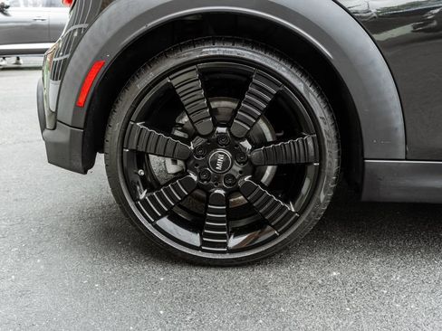 Used 2023 MINI Cooper S w/ MINI Resolute Edition FWD image 27