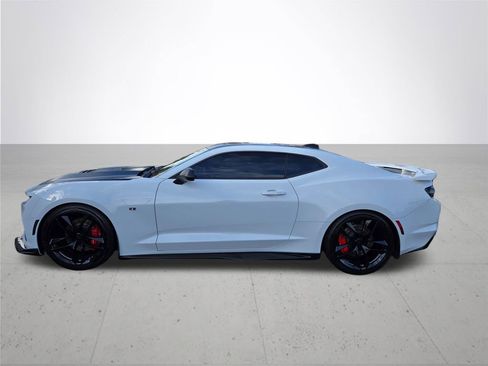 Used 2023 Chevrolet Camaro SS image 9