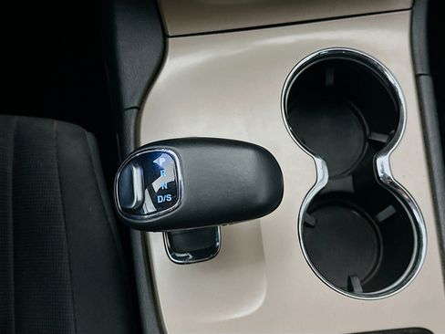 Used 2015 Jeep Grand Cherokee Laredo w/ Quick Order Package 23E image 22