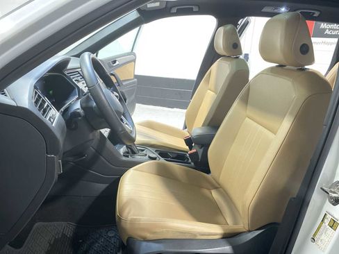 Used 2024 Volkswagen Tiguan SE R-Line AWD/4WD image 11