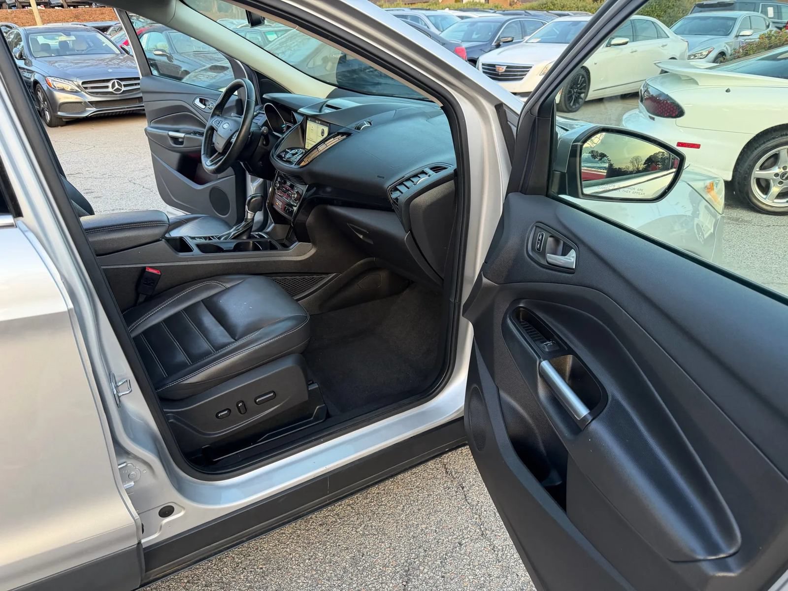 Used 2017 Ford Escape Titanium FWD image 23