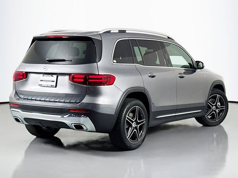 New 2026 Mercedes-Benz GLB 250 image 11