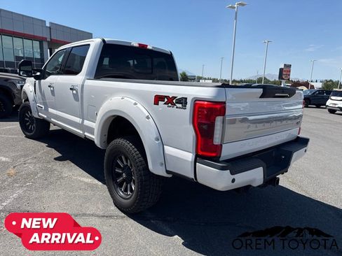 Used 2017 Ford F250 Platinum AWD/4WD image 3