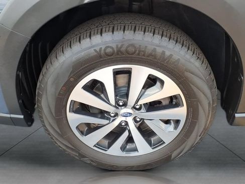 Used 2023 Subaru Outback Premium AWD/4WD image 27