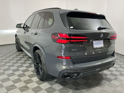 New 2026 BMW X5 M60i image 7
