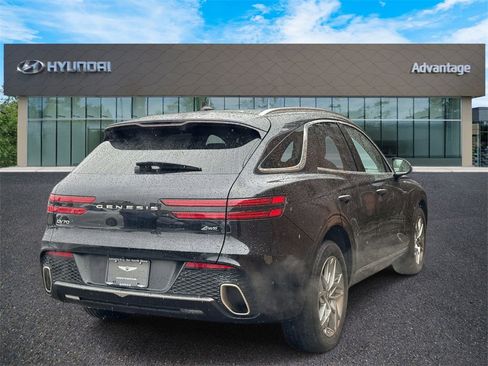 Certified 2024 Genesis GV70 2.5T Advanced w/ Advanced Package image 7