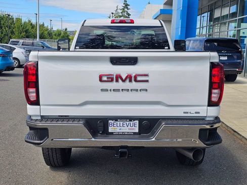 New 2026 GMC Sierra 3500 SLE AWD/4WD image 4