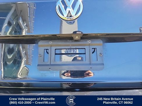 Used 2018 Volkswagen Tiguan SE w/ Panoramic Sunroof Package image 29