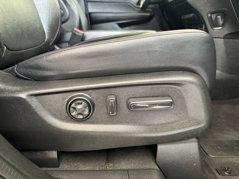 Used 2023 Honda Odyssey Sport image 12