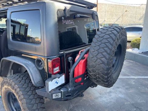 Used 2013 Jeep Wrangler Unlimited Rubicon w/ Connectivity Group AWD/4WD image 20