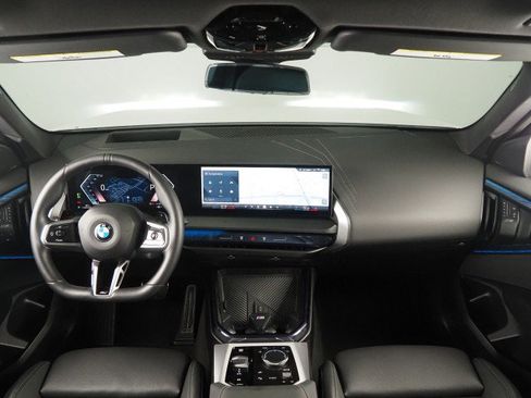 Used 2025 BMW X3 xDrive30 AWD/4WD image 3