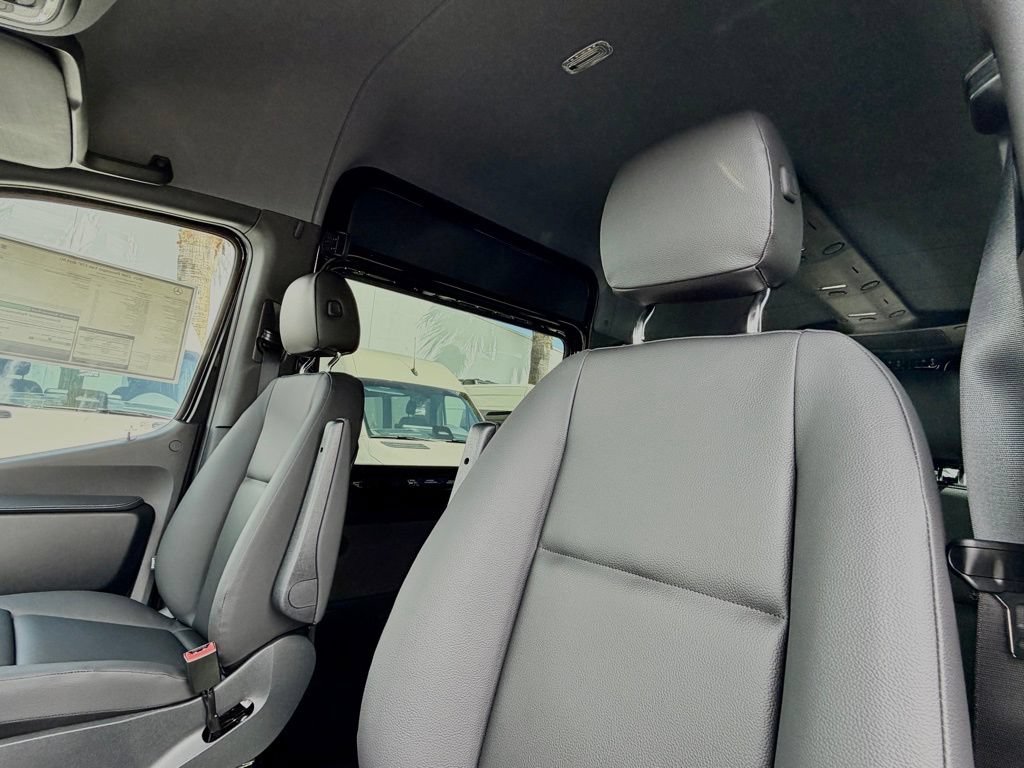 New 2026 Mercedes-Benz Sprinter 2500 image 23