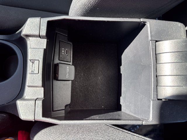 Used 2025 Toyota Corolla LE FWD image 26
