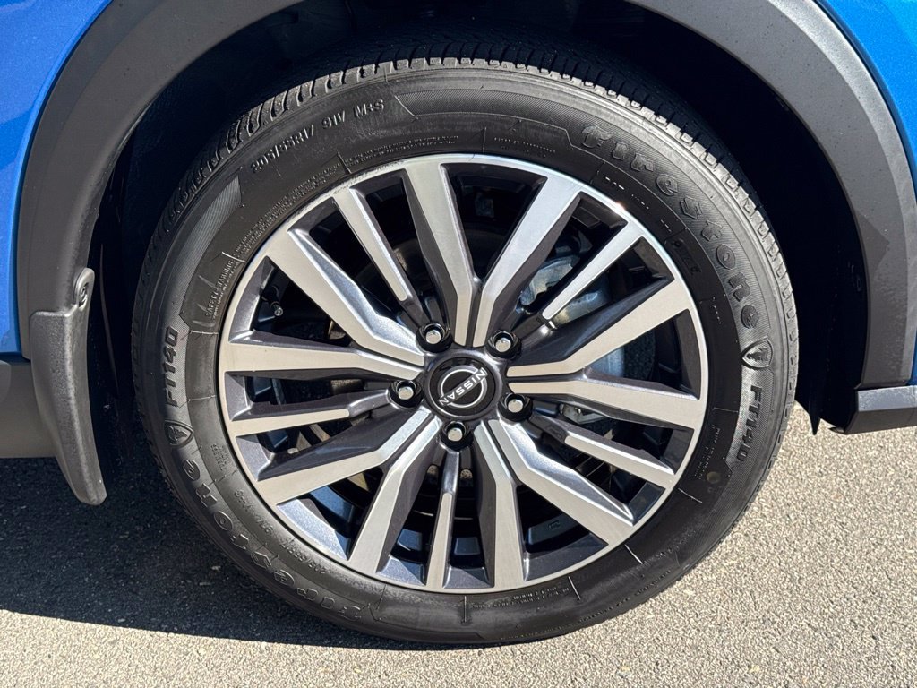 Used 2024 Nissan Kicks SV FWD image 9