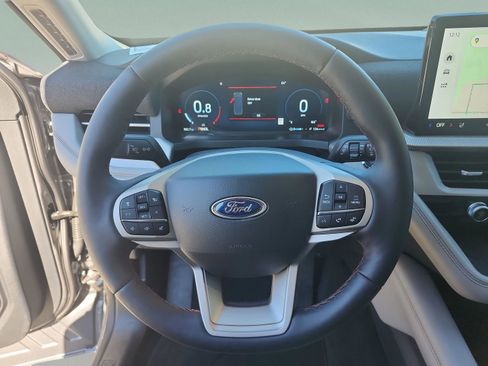 New 2026 Ford Explorer Active w/ Active Comfort Package image 10