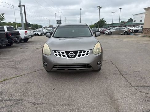 Used 2013 Nissan Rogue S w/ Special Edition Pkg AWD/4WD image 2