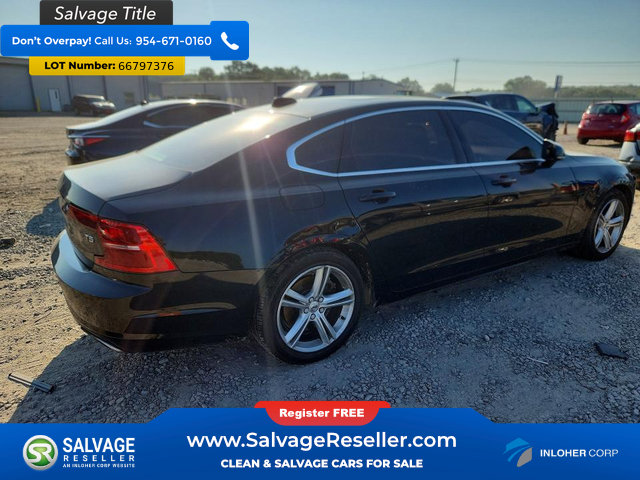 Used 2019 Volvo S90 T5 Momentum FWD image 4