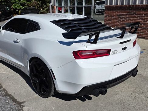 Used 2016 Chevrolet Camaro SS image 5