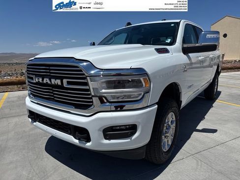 Used 2024 RAM 2500 Laramie AWD/4WD image 1