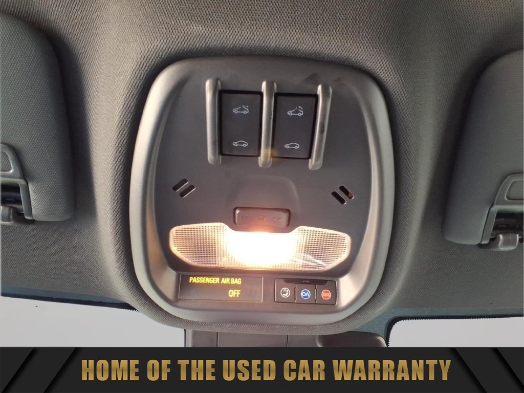 Used 2026 Chevrolet Trax RS w/ Sunroof Package FWD image 27