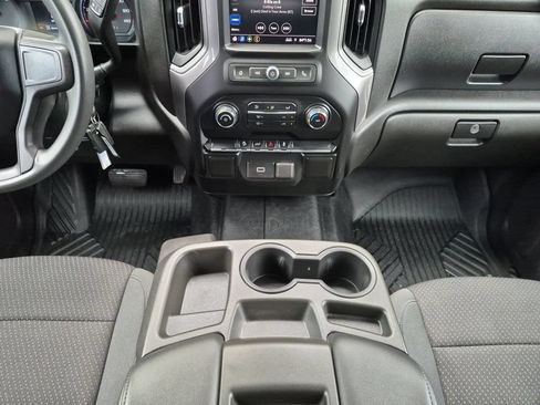 Used 2020 Chevrolet Silverado 1500 Custom Trail Boss w/ Custom Convenience Package AWD/4WD image 13