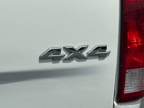 Used 2018 RAM 2500 Tradesman w/ Chrome Appearance Group AWD/4WD image 6